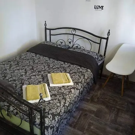 Schatzi 1 Apartment