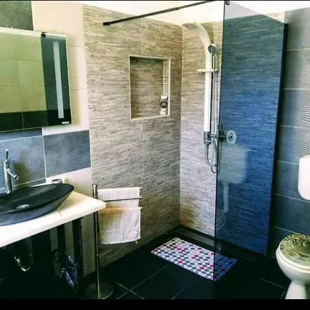 Schatzi 1 Apartment