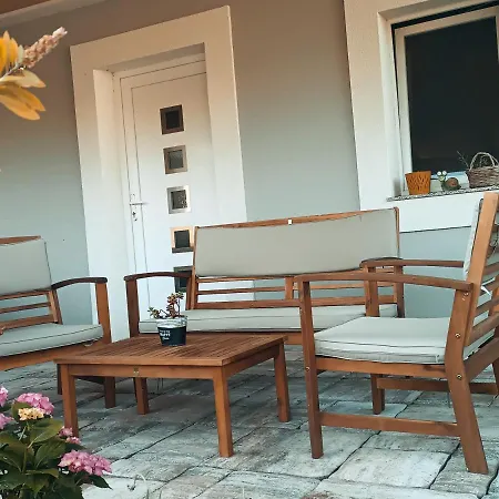 Apartment Schatzi 1 *